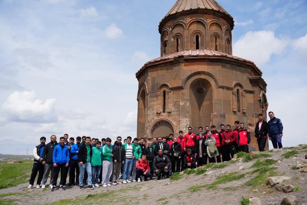 YurtLig Güreş Türkiye Şampiyonası’nda Sporculara Tarihi Yolculuk